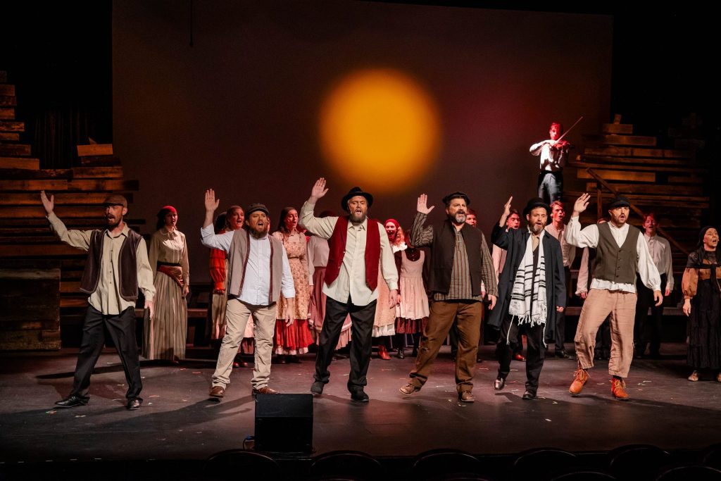 Fiddler on the Roof-10