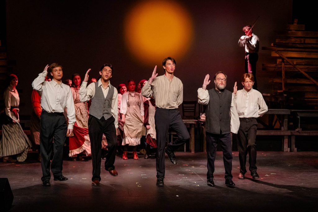 Fiddler on the Roof-12