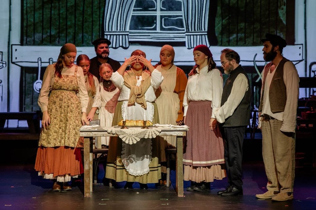 Fiddler on the Roof-62